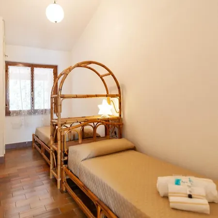 Дом отдыха Garden Pine House *